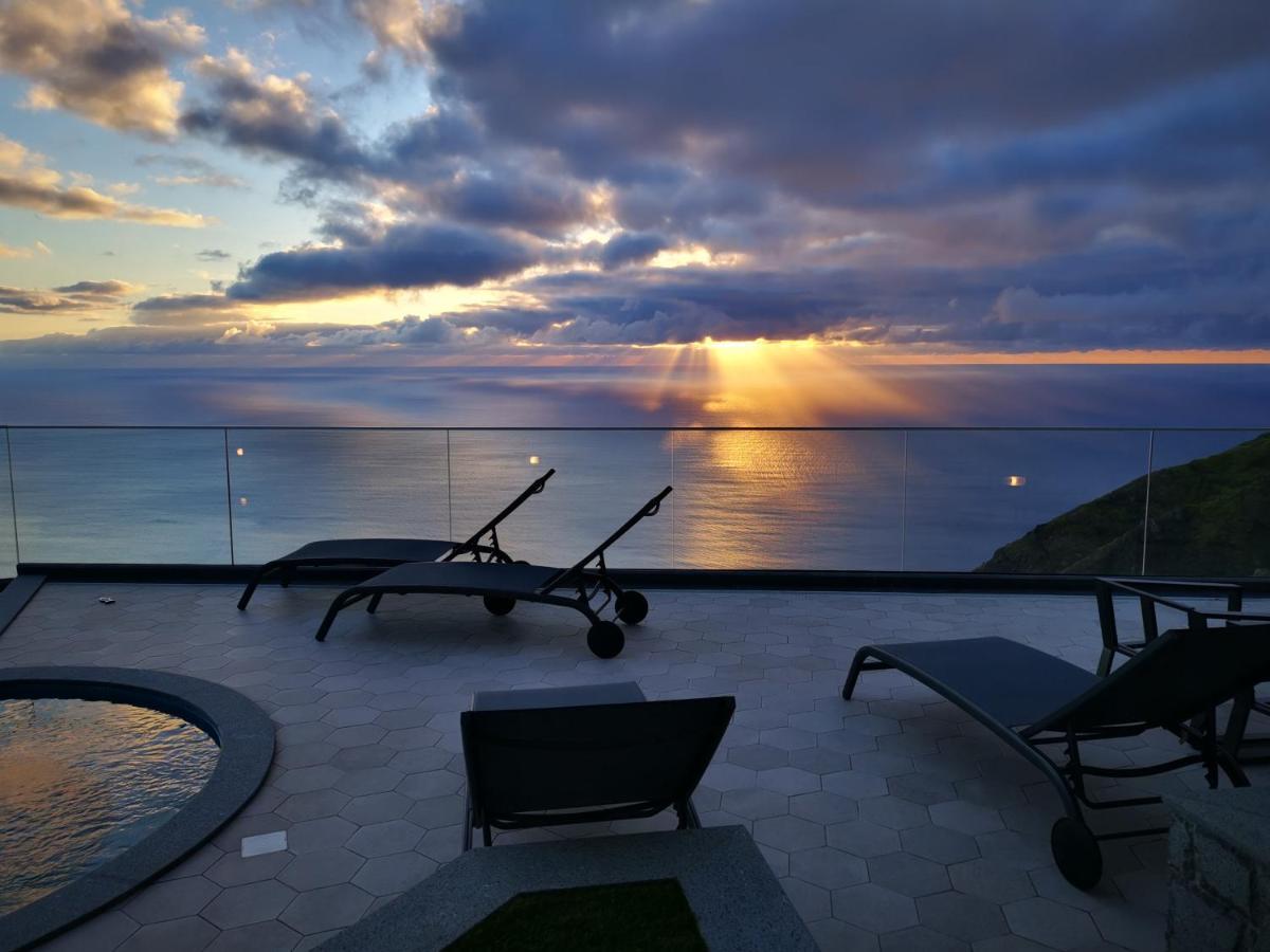 The Cliffhouse By Lovelystay Fajã da Ovelha Kültér fotó